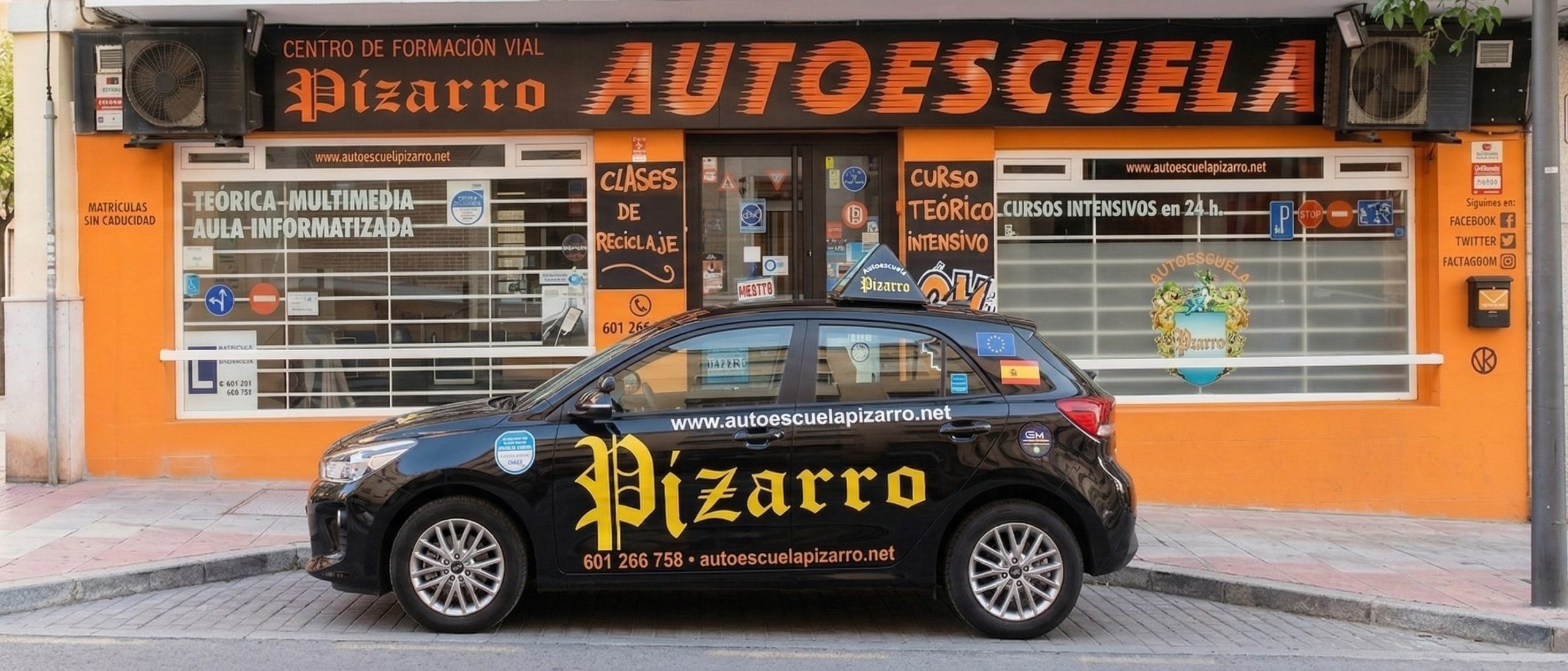 Coche Autoescuela Pizarro